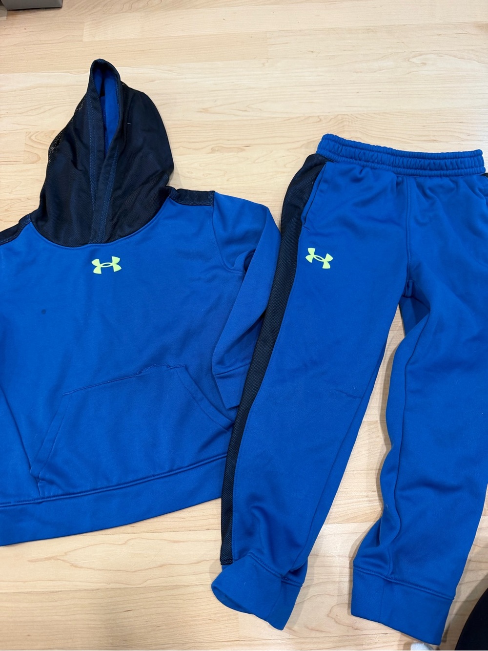 Under Armour Boys' Blue Athletic Jogger Pants - Active Comfort
